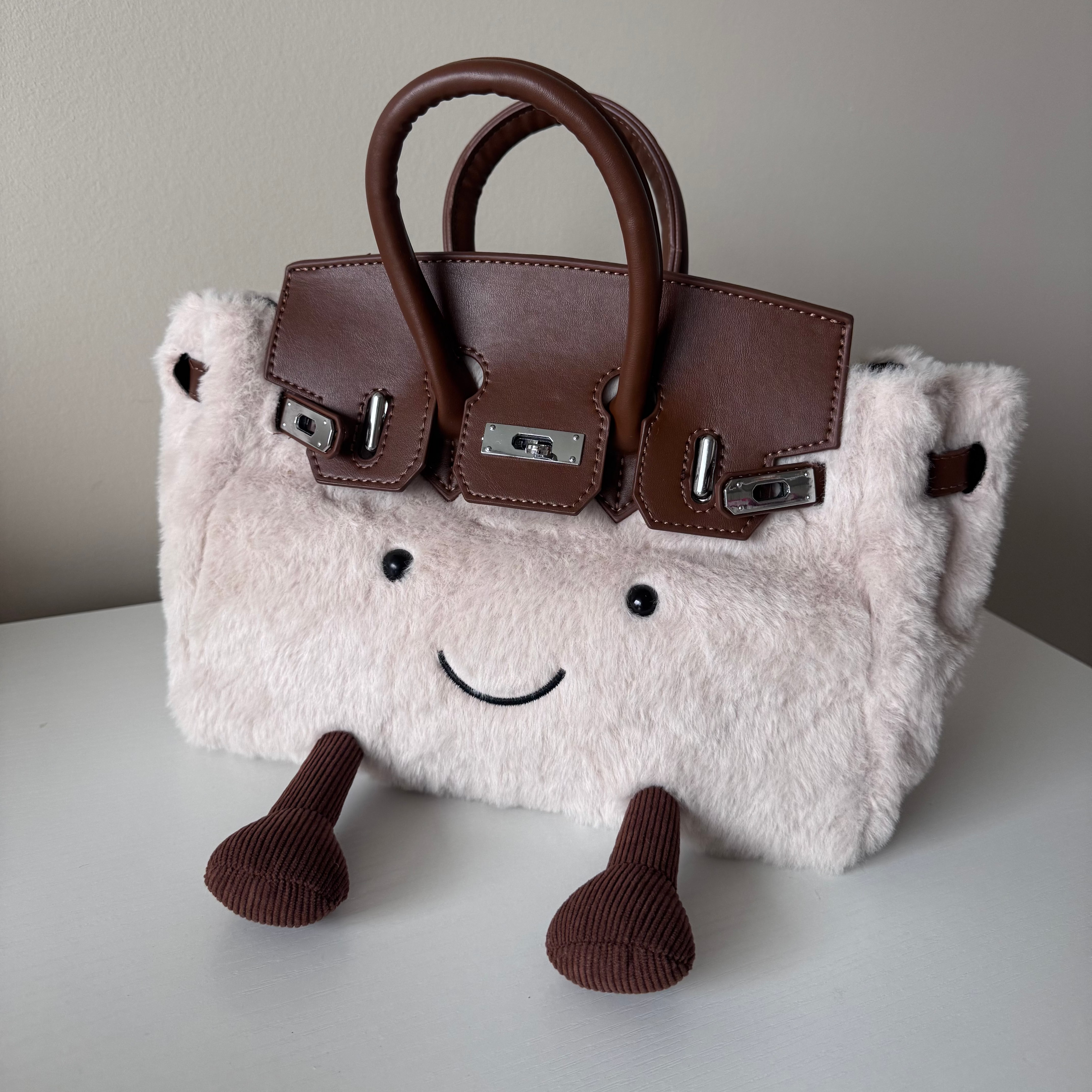 Cozy Smile Plush Handbag with Strap