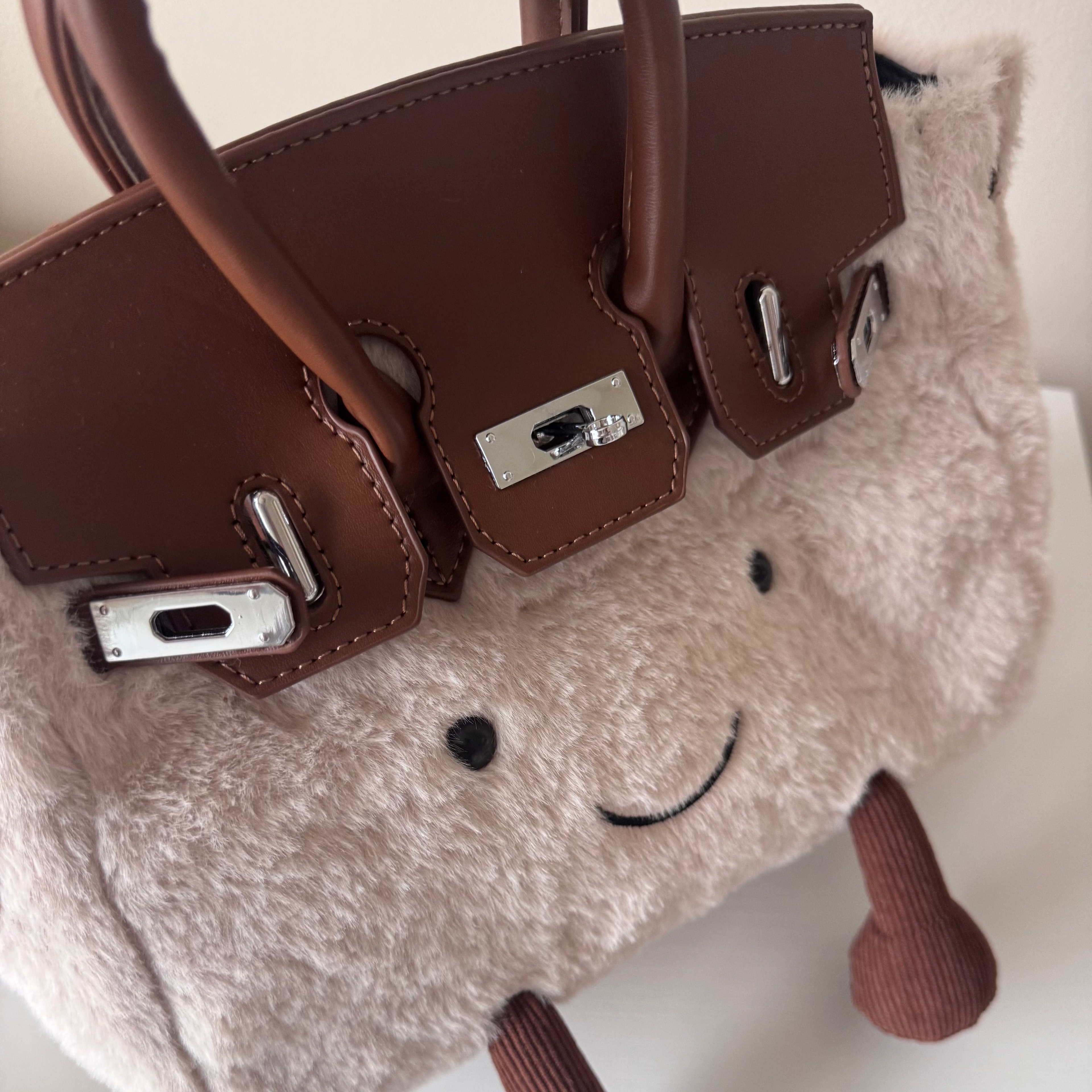 Cozy Smile Plush Handbag with Strap